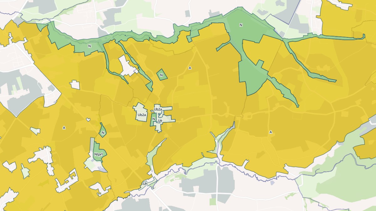 Aperçu cartographique de Saint-Aubin-des-Préaux, centré sur la commune