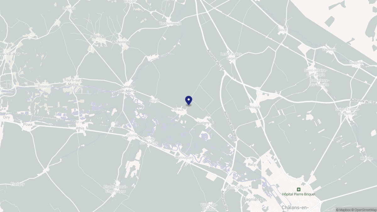 Aperçu cartographique de Vraux, centré sur la commune