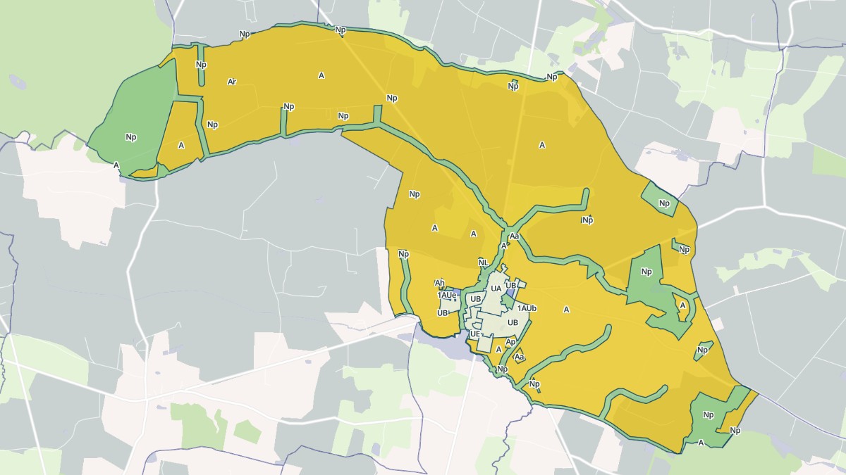 Aperçu cartographique de Saint-Aignan-sur-Roë, centré sur la commune