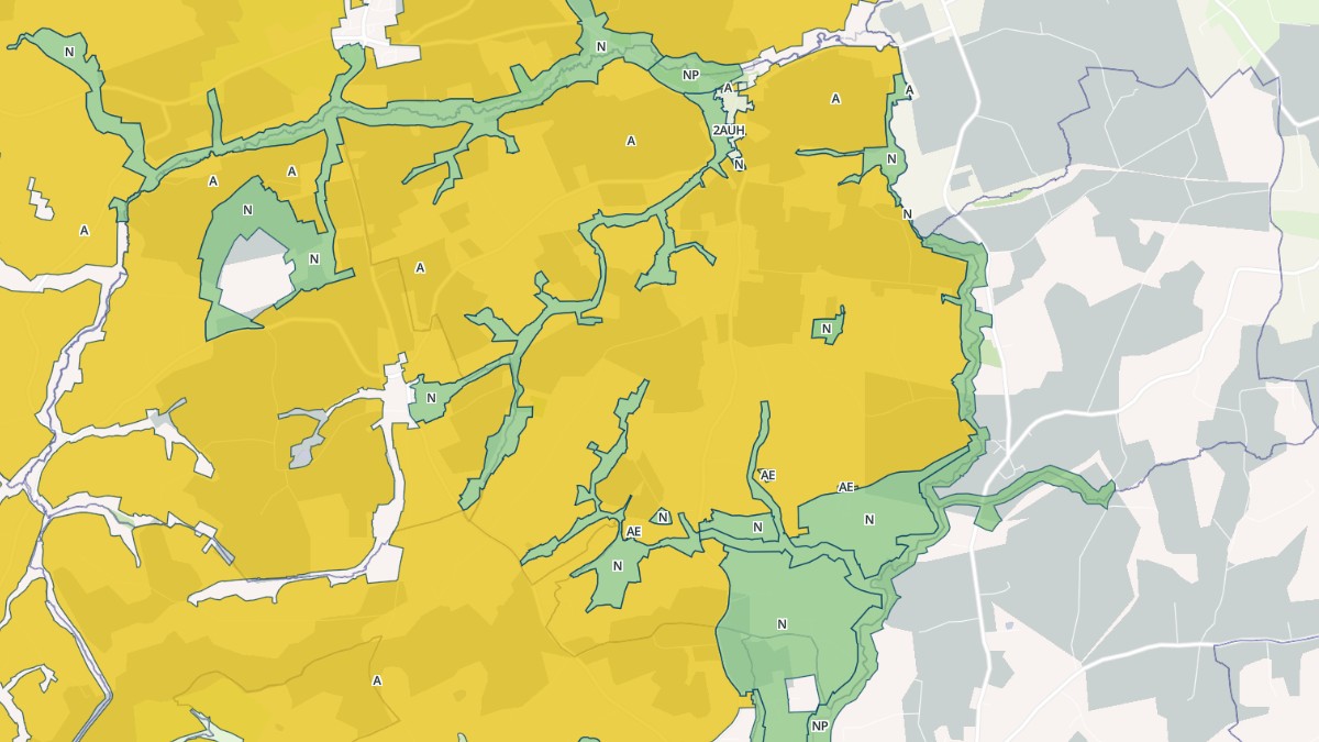 Aperçu cartographique de Saint-Aubin-Fosse-Louvain, centré sur la commune