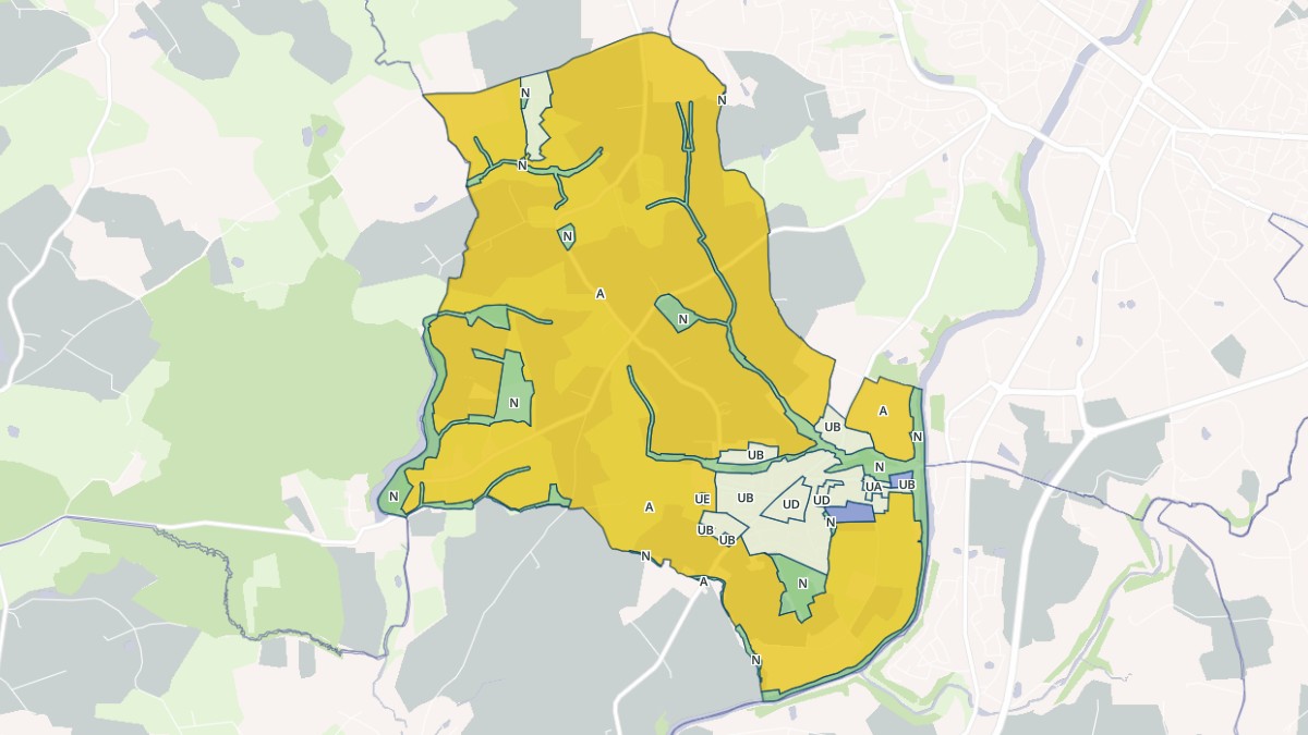 Aperçu cartographique de Saint-Baudelle, centré sur la commune