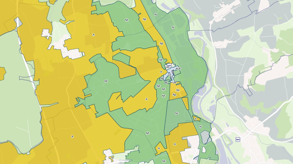 Aperçu cartographique de Neuviller-sur-Moselle, centré sur la commune
