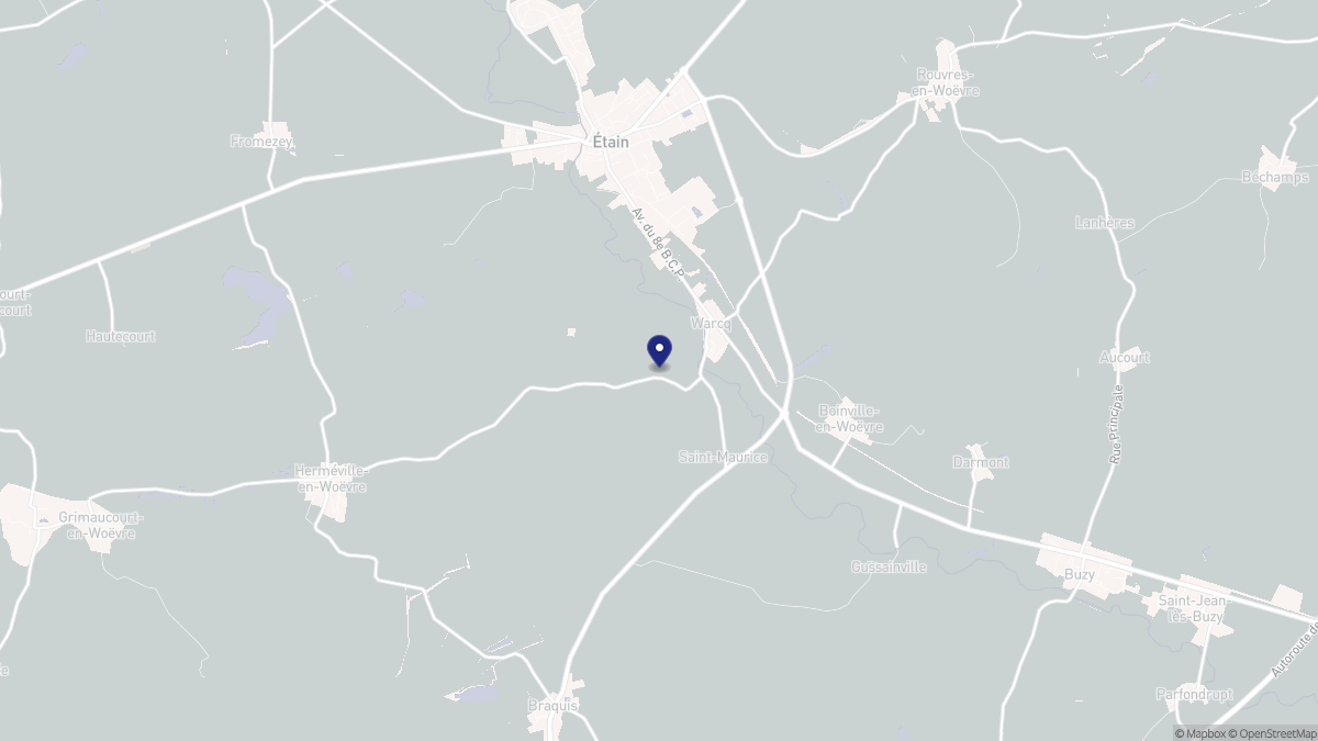 Aperçu cartographique de Warcq, centré sur la commune