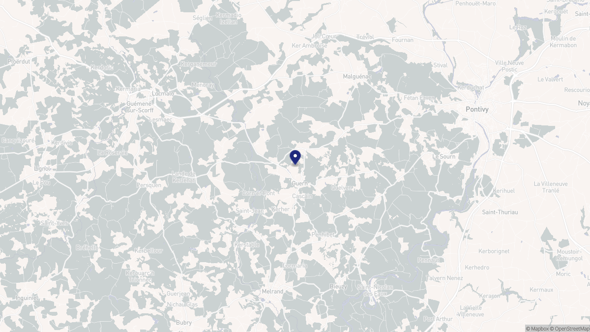Aperçu cartographique de Guern, centré sur la commune