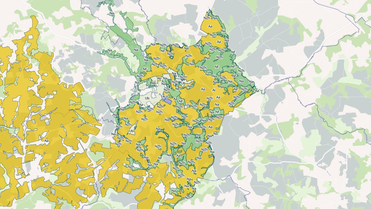 Aperçu cartographique de Locmalo, centré sur la commune