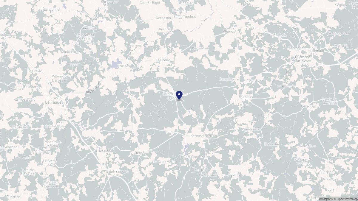 Aperçu cartographique de Saint-Caradec-Trégomel, centré sur la commune