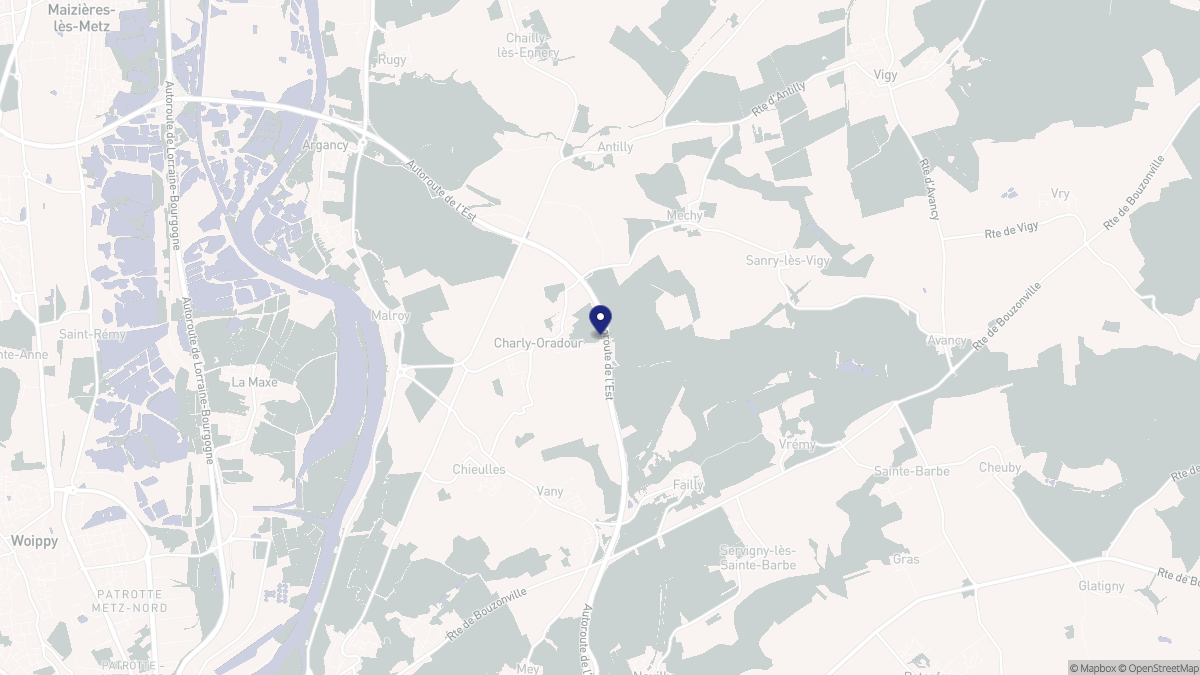 Aperçu cartographique de Charly-Oradour, centré sur la commune