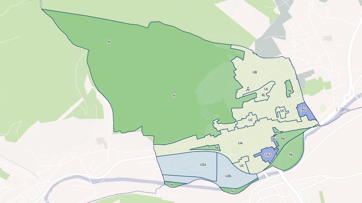 Aperçu cartographique de Clouange, centré sur la commune