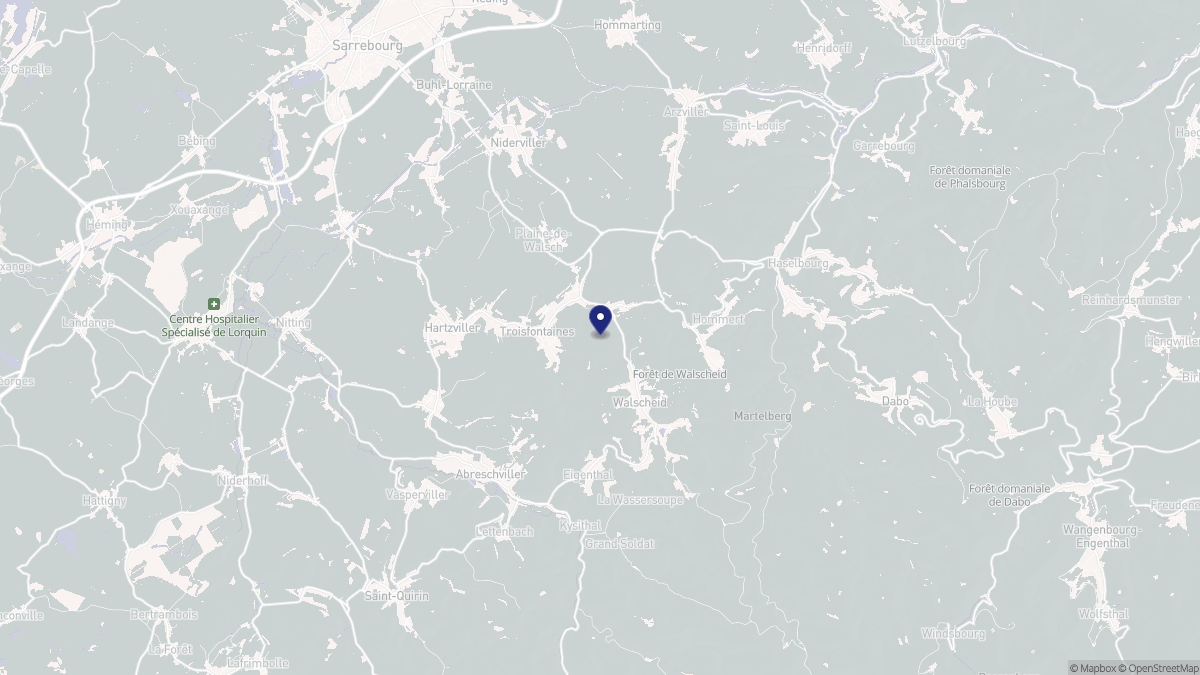 Aperçu cartographique de Troisfontaines, centré sur la commune