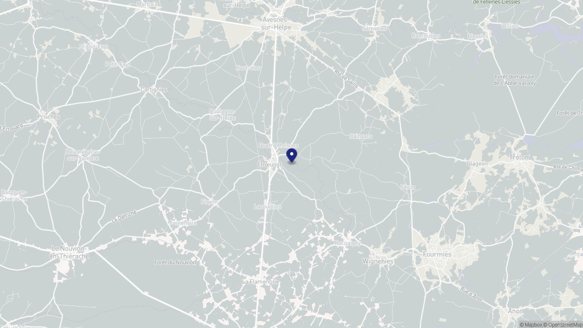 Aperçu cartographique de Étrœungt, centré sur la commune