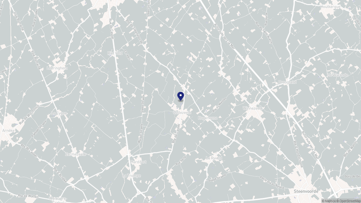 Aperçu cartographique de Oudezeele, centré sur la commune