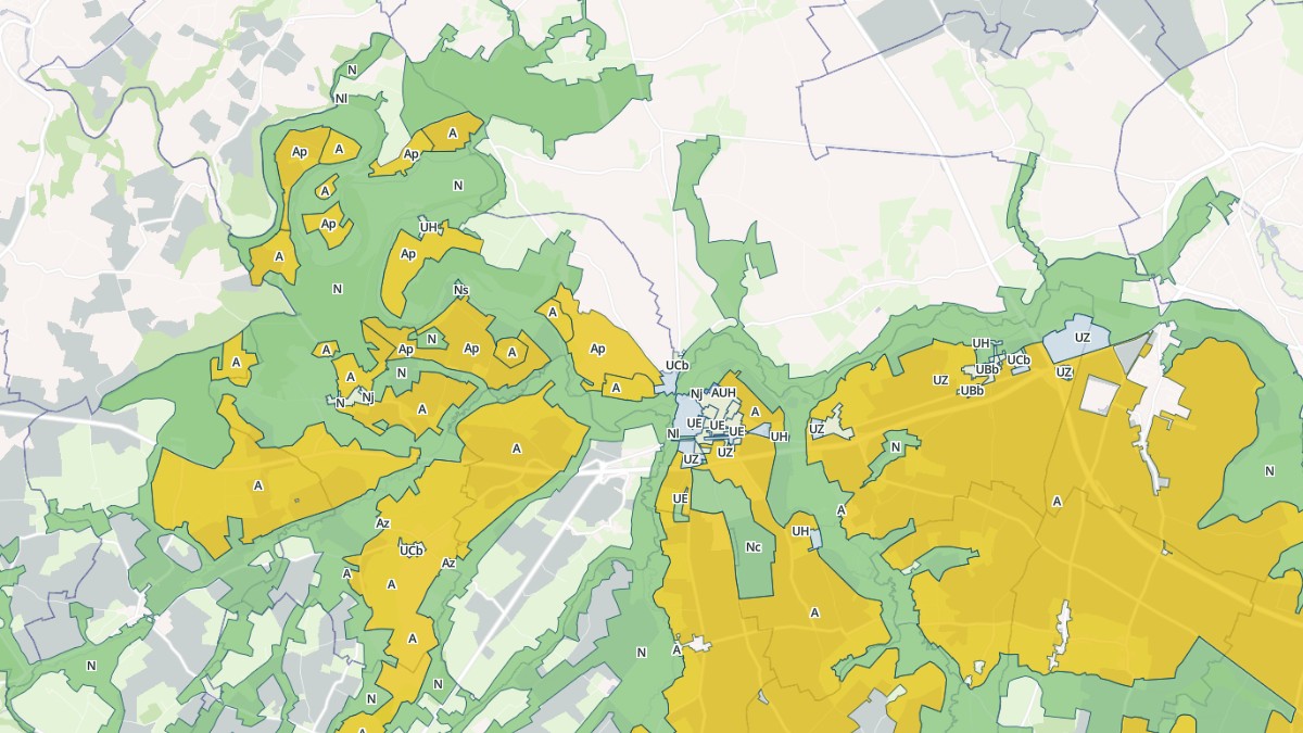 Aperçu cartographique de Écouché-les-Vallées, centré sur la commune