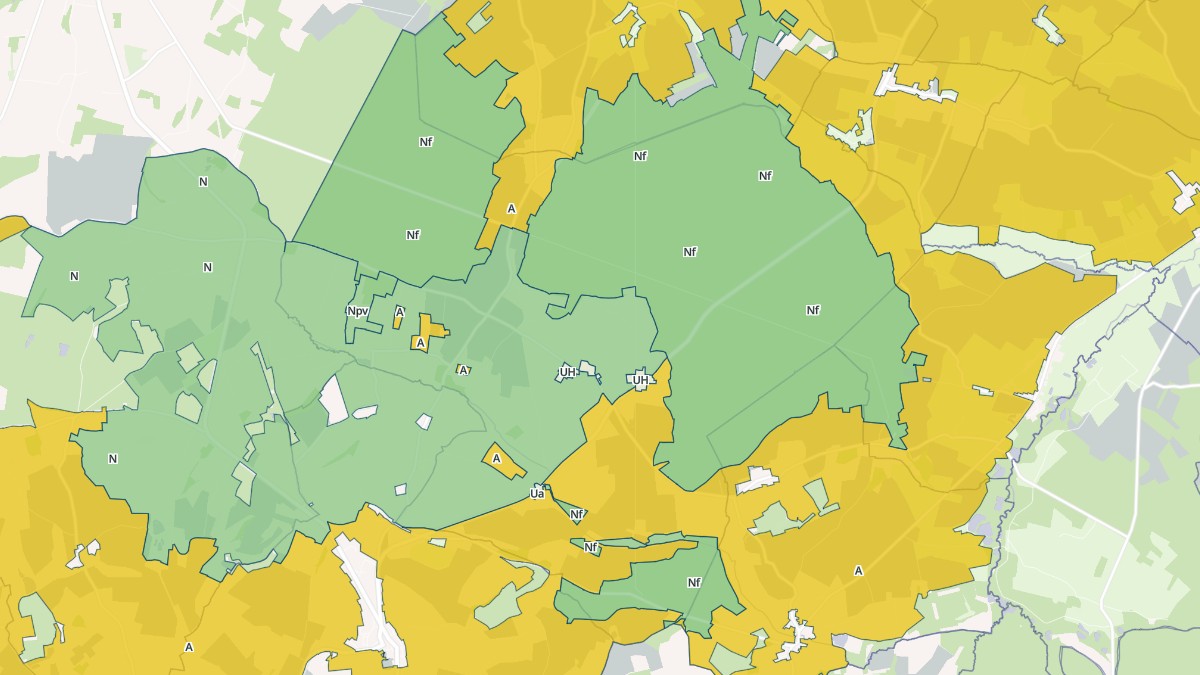 Aperçu cartographique de La Ferrière-au-Doyen, centré sur la commune