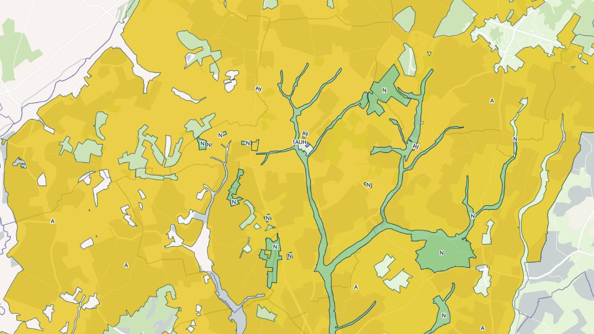 Aperçu cartographique de Saint-Ouen-de-Sécherouvre, centré sur la commune