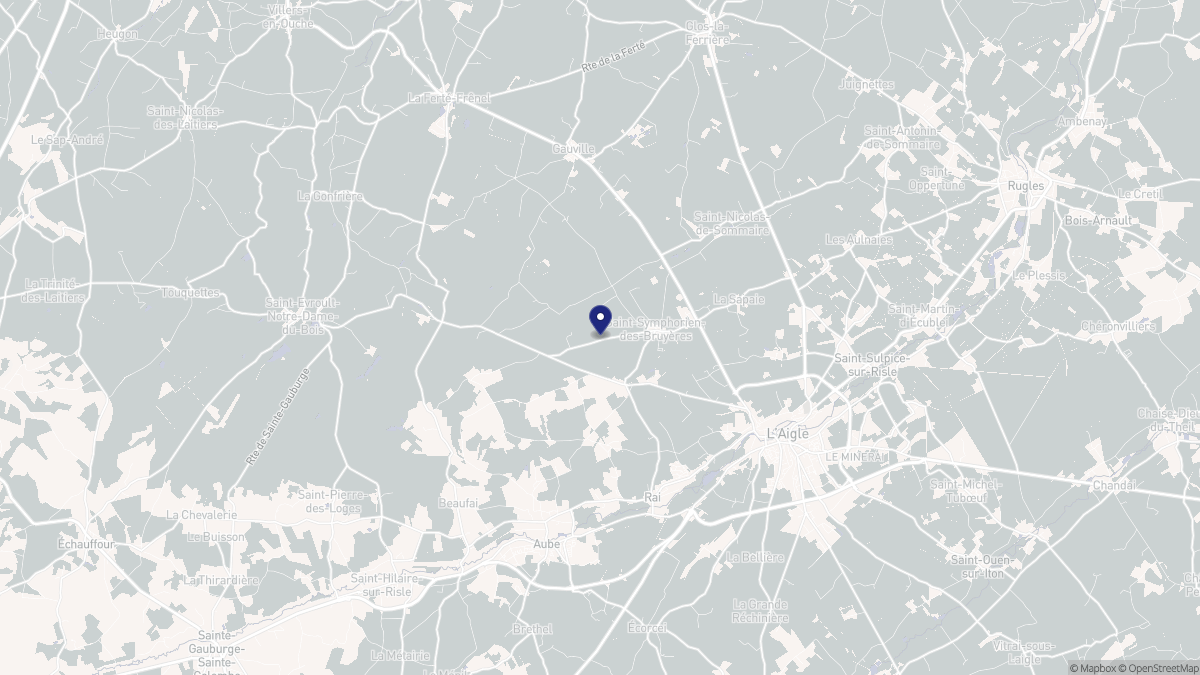 Aperçu cartographique de Saint-Symphorien-des-Bruyères, centré sur la commune