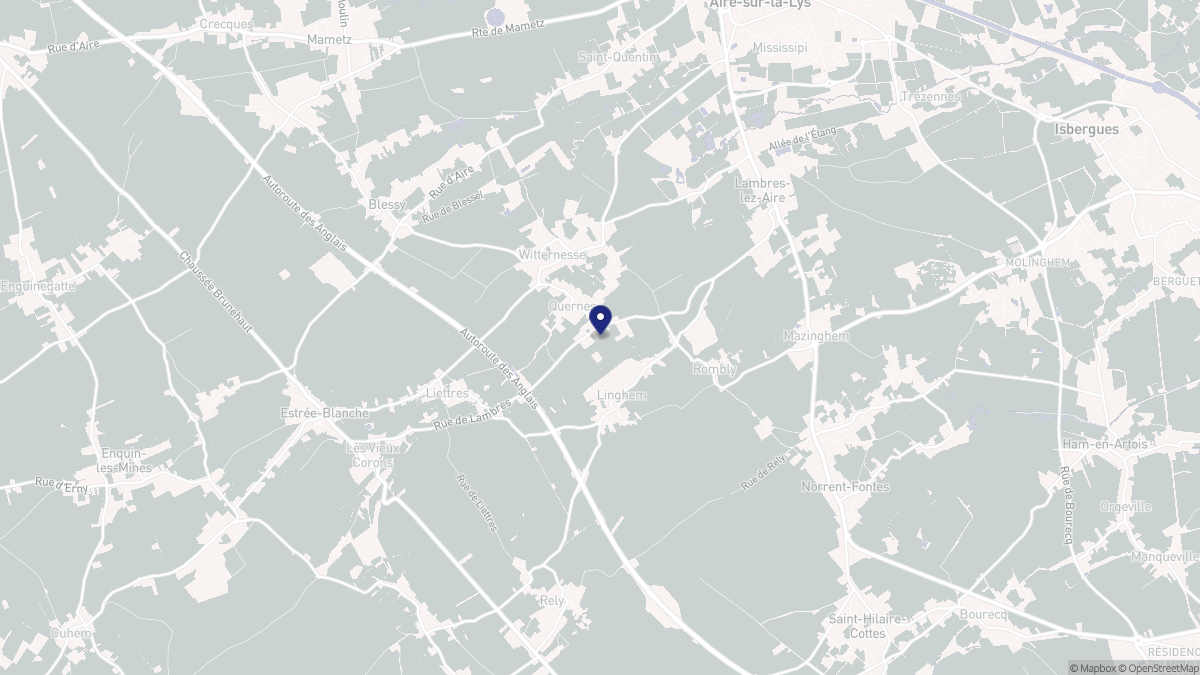 Aperçu cartographique de Quernes, centré sur la commune