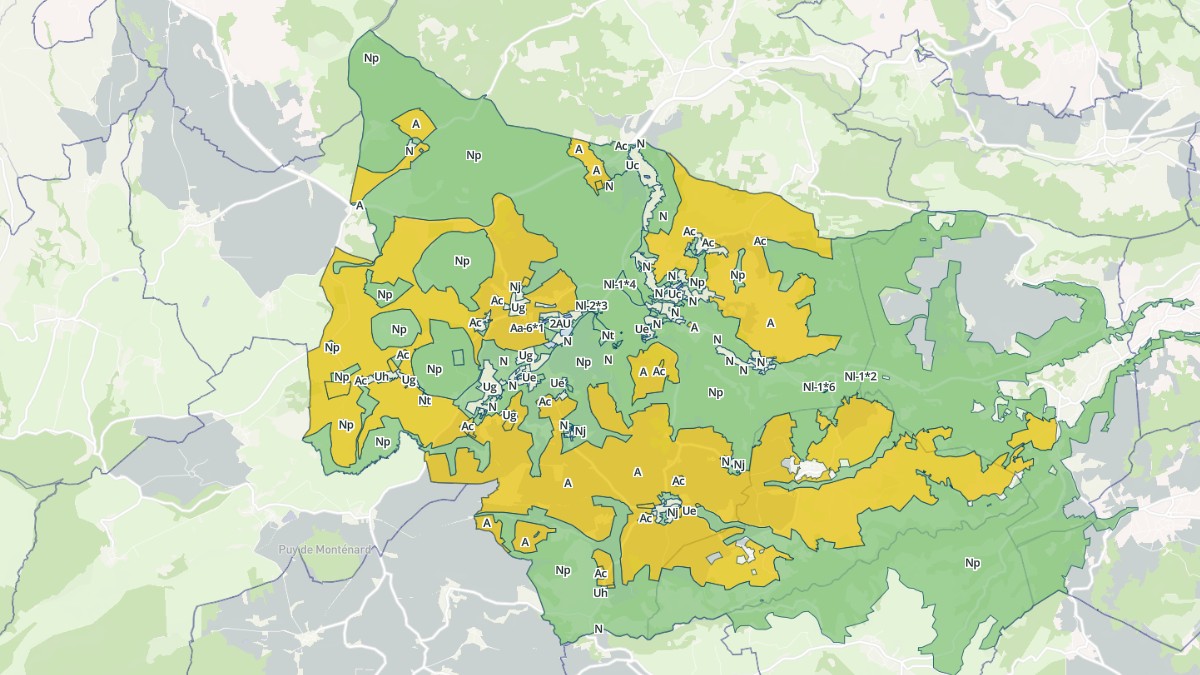 Aperçu cartographique de Aydat, centré sur la commune