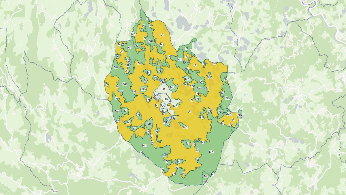 Aperçu cartographique de Cunlhat, centré sur la commune