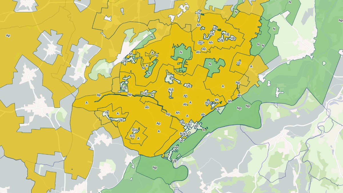 Aperçu cartographique de Luzillat, centré sur la commune