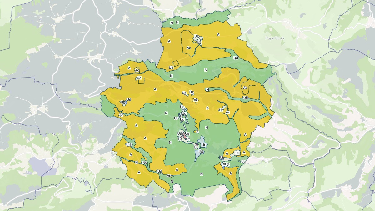 Aperçu cartographique de Saint-Nectaire, centré sur la commune