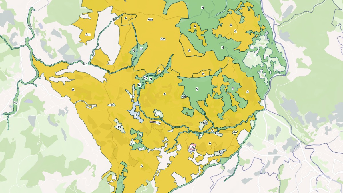 Aperçu cartographique de Irouléguy, centré sur la commune