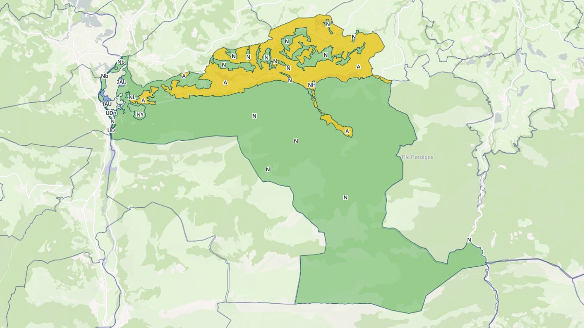 Aperçu cartographique de Louvie-Juzon, centré sur la commune