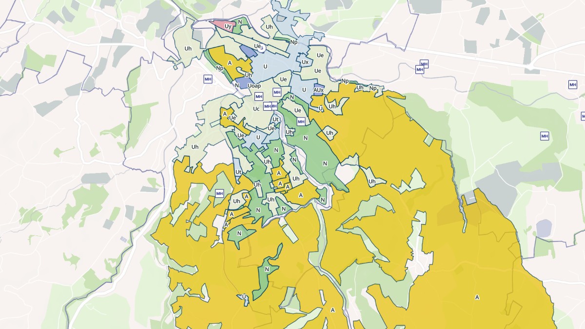 Aperçu cartographique de Saint-Jean-Pied-de-Port, centré sur la commune