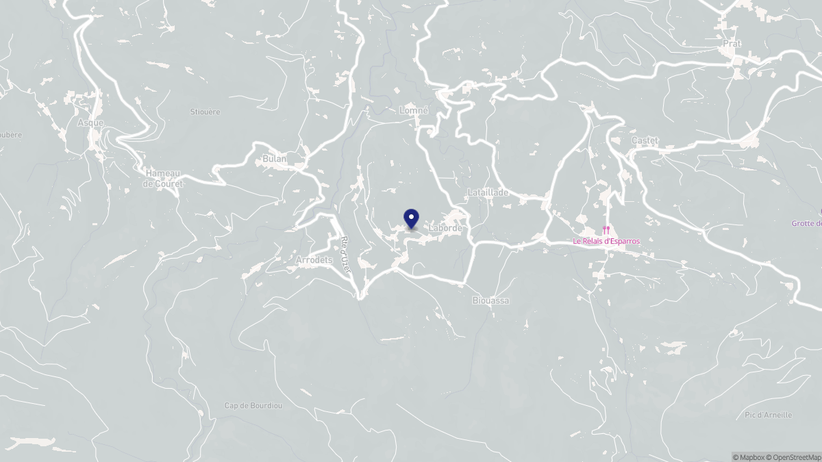 Aperçu cartographique de Laborde, centré sur la commune
