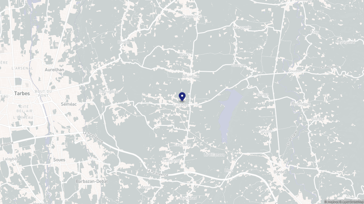 Aperçu cartographique de Laslades, centré sur la commune