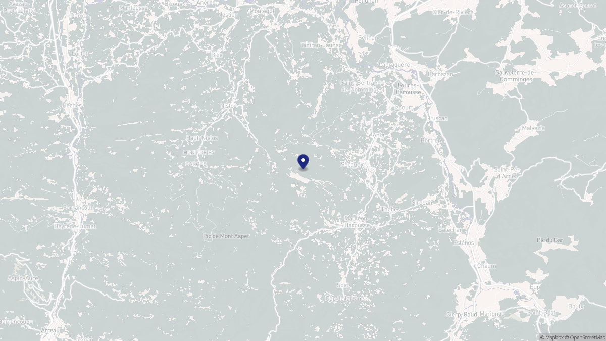 Aperçu cartographique de Sacoué, centré sur la commune