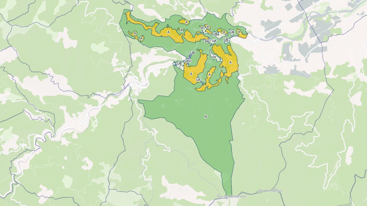 Aperçu cartographique de Reynès, centré sur la commune