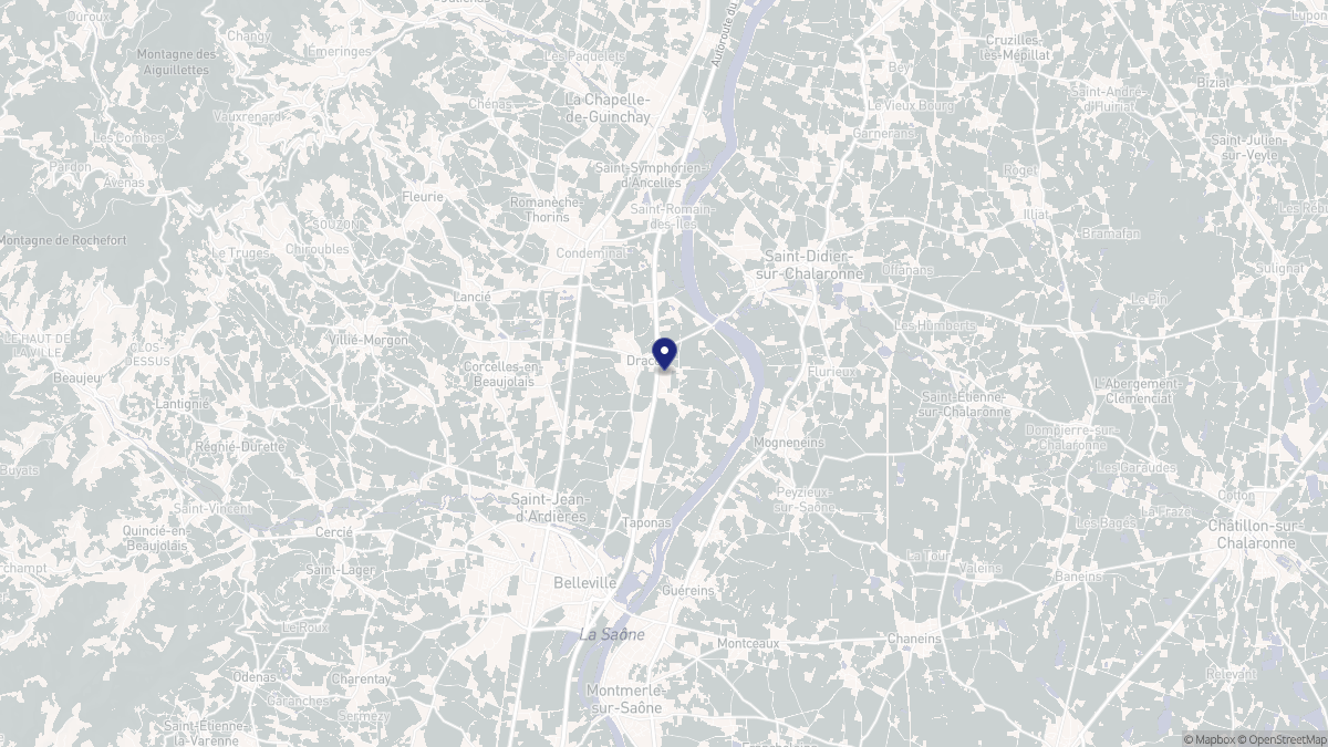 Aperçu cartographique de Dracé, centré sur la commune