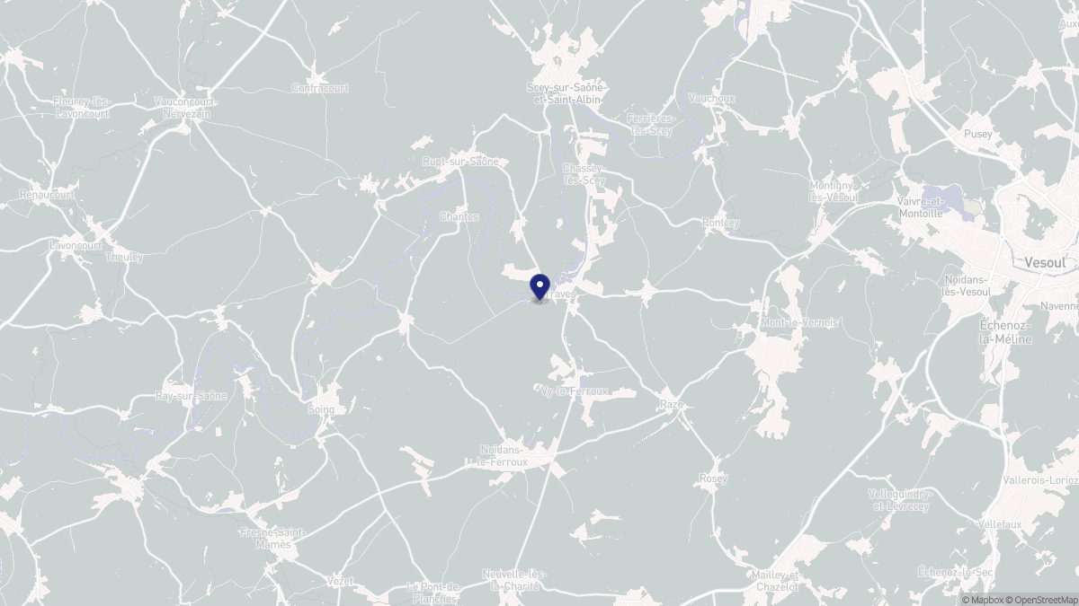 Aperçu cartographique de Traves, centré sur la commune