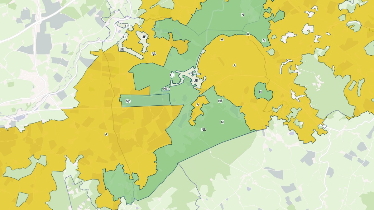 Aperçu cartographique de Pouilloux, centré sur la commune