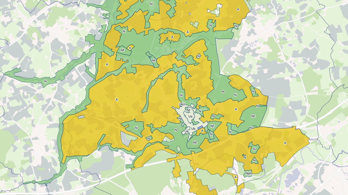 Aperçu cartographique de Lombron, centré sur la commune