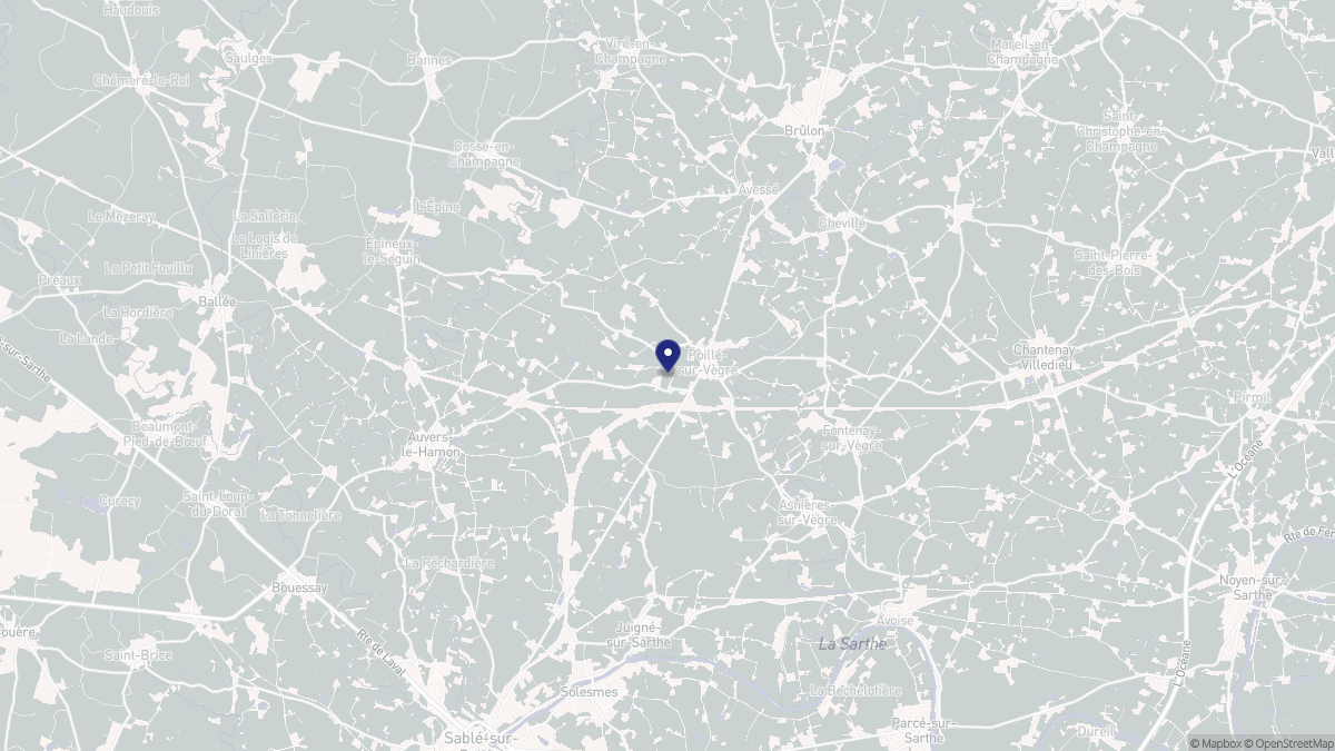 Aperçu cartographique de Poillé-sur-Vègre, centré sur la commune
