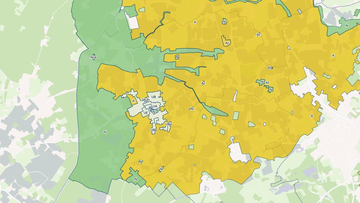 Aperçu cartographique de Saint-Ouen-en-Belin, centré sur la commune