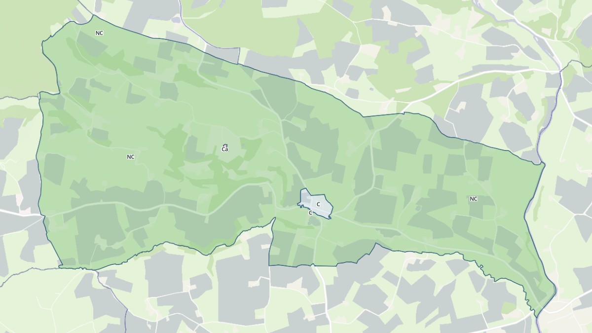 Aperçu cartographique de Saint-Paul-le-Gaultier, centré sur la commune