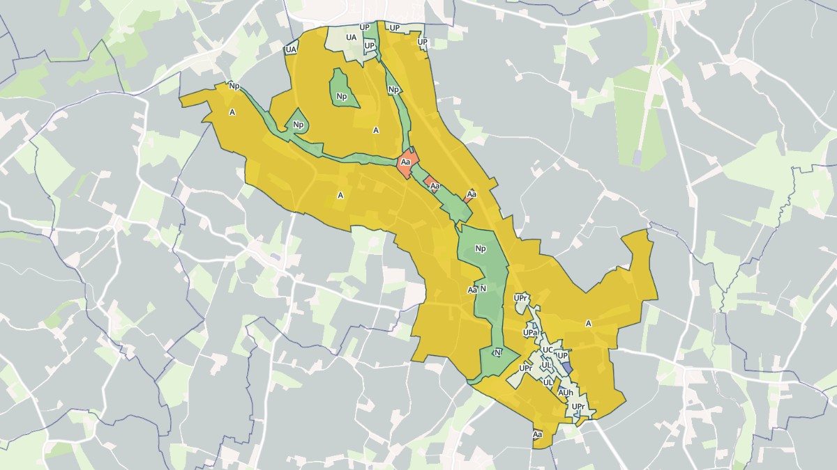 Aperçu cartographique de Saint-Rémy-des-Monts, centré sur la commune