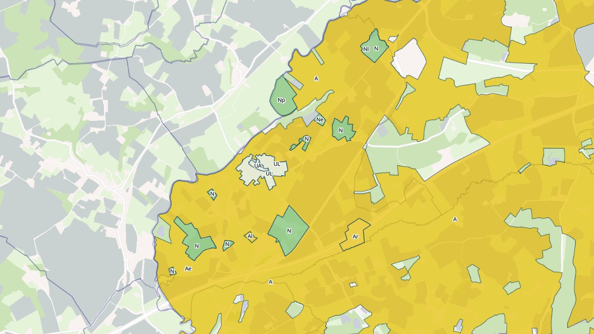 Aperçu cartographique de Villaines-la-Gonais, centré sur la commune