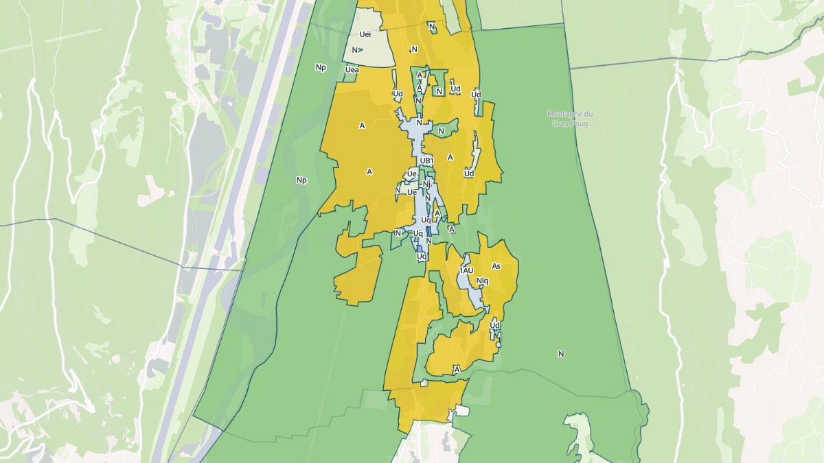 Aperçu cartographique de Serrières-en-Chautagne, centré sur la commune