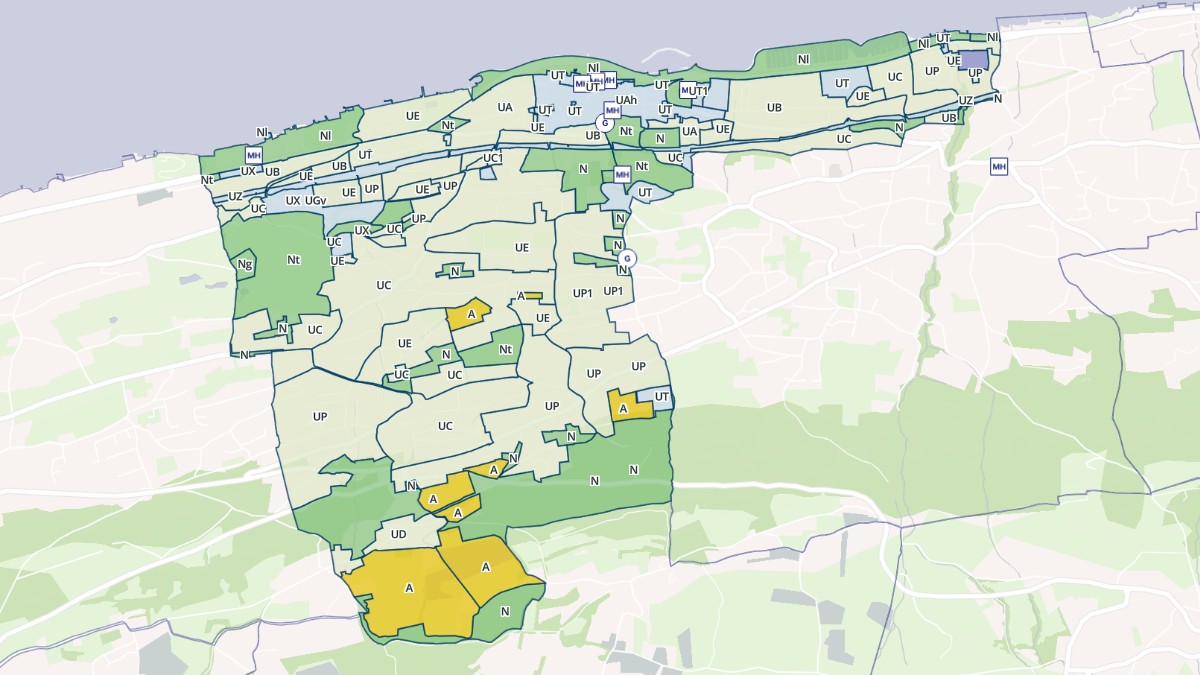 Aperçu cartographique de Évian-les-Bains, centré sur la commune