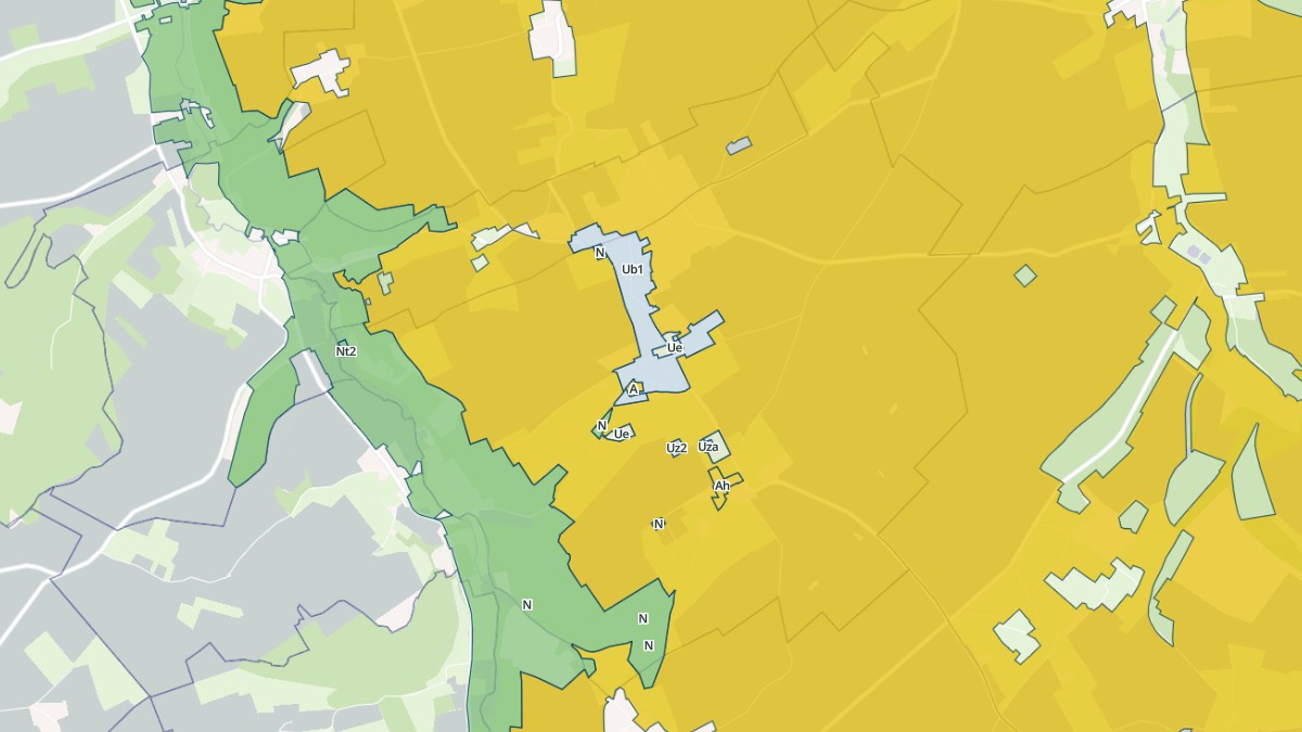 Aperçu cartographique de Saint-Pierre-Bénouville, centré sur la commune