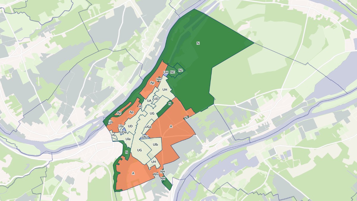 Aperçu cartographique de Freneuse, centré sur la commune