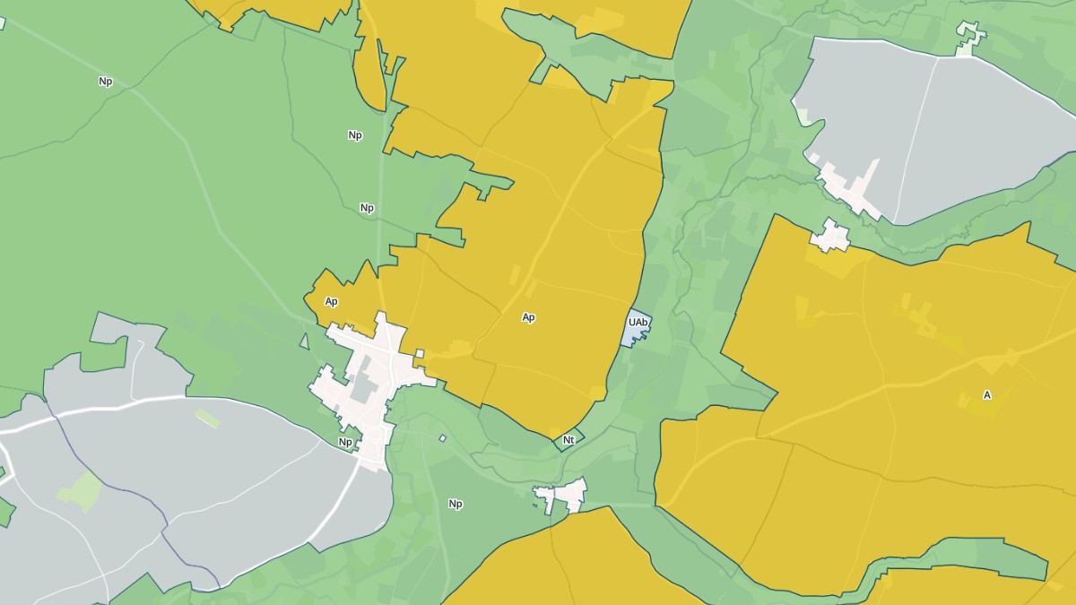 Aperçu cartographique de Brieuil-sur-Chizé, centré sur la commune