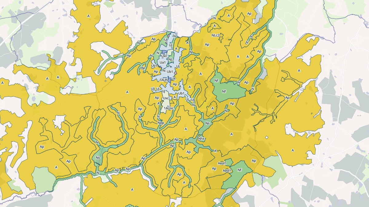Aperçu cartographique de La Chapelle-Saint-Laurent, centré sur la commune