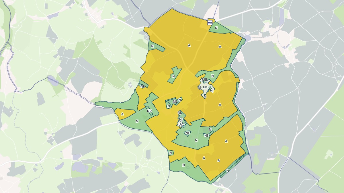 Aperçu cartographique de Oroux, centré sur la commune