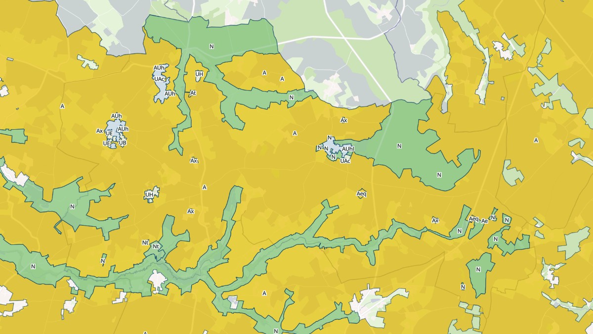 Aperçu cartographique de Prailles-La Couarde, centré sur la commune