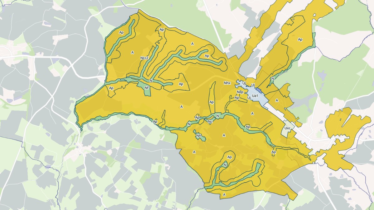 Aperçu cartographique de Saint-Paul-en-Gâtine, centré sur la commune
