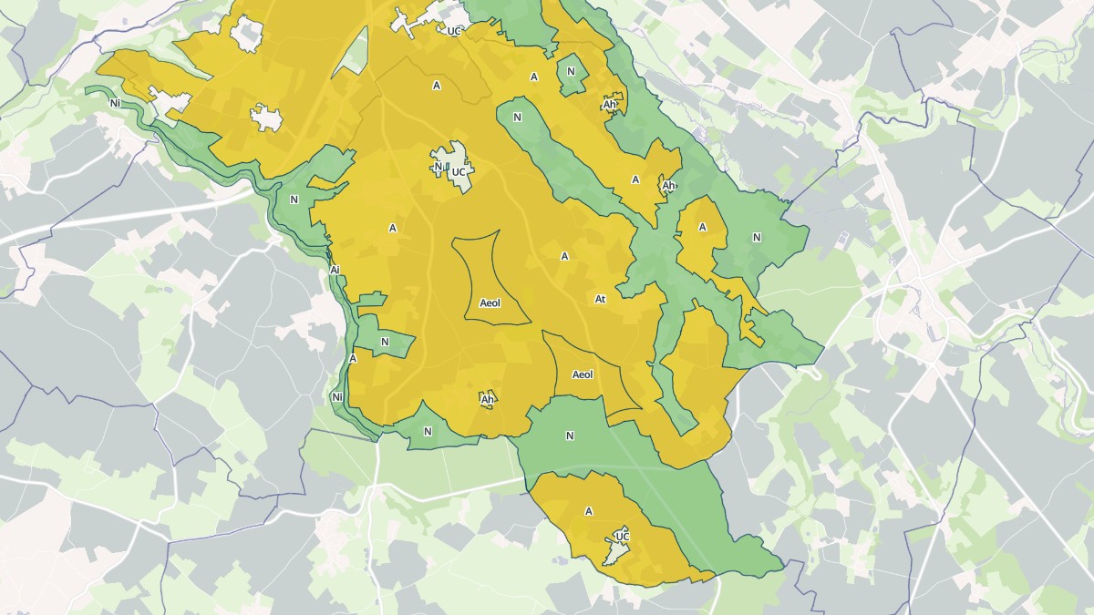 Aperçu cartographique de Souvigné, centré sur la commune